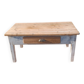 Farm table