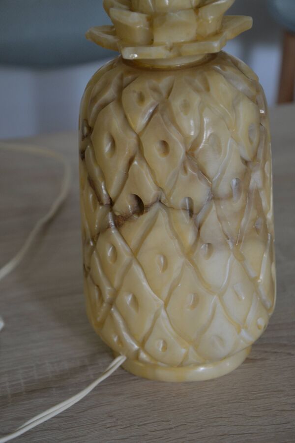 Pied de lampe Ananas en albâtre vintage