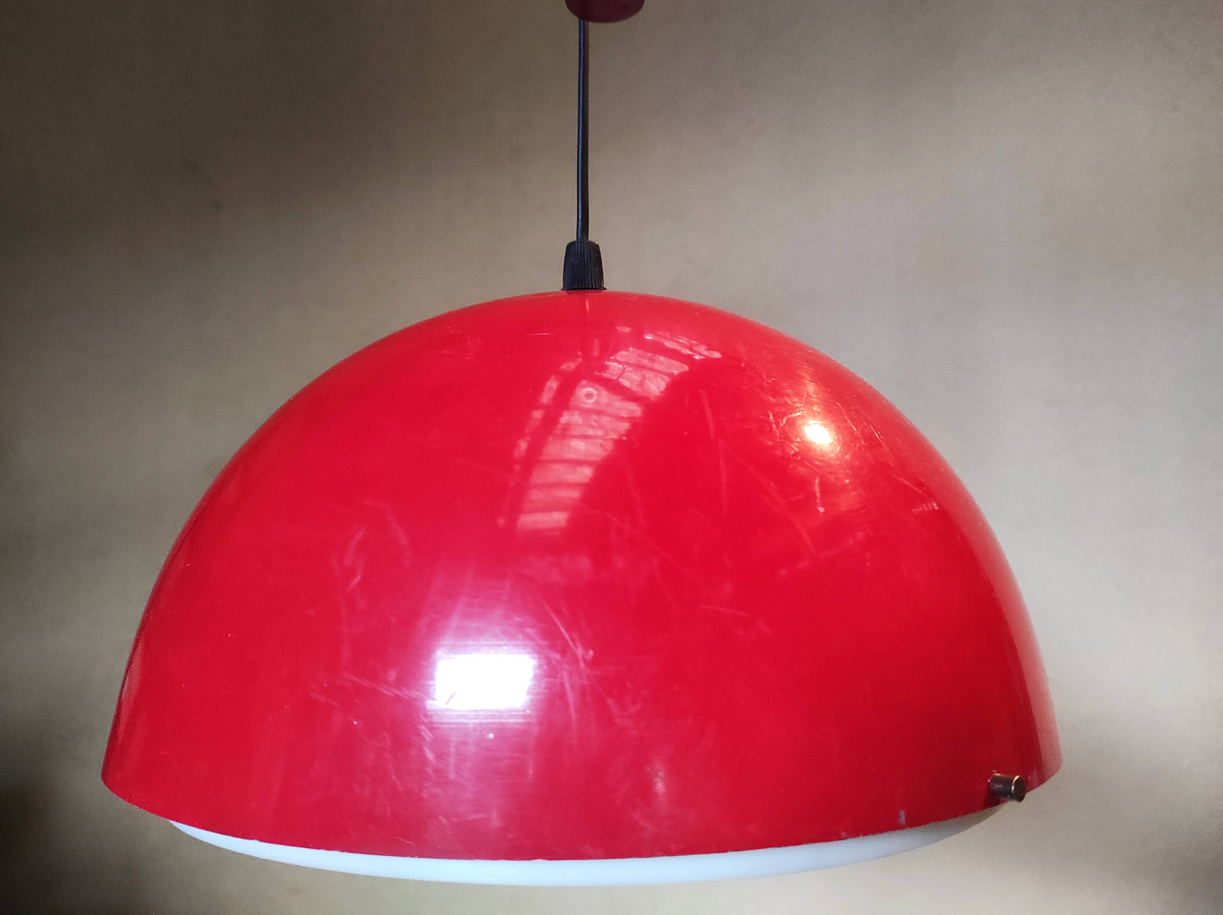 Old Italian vintage suspension rises and falls red 70s