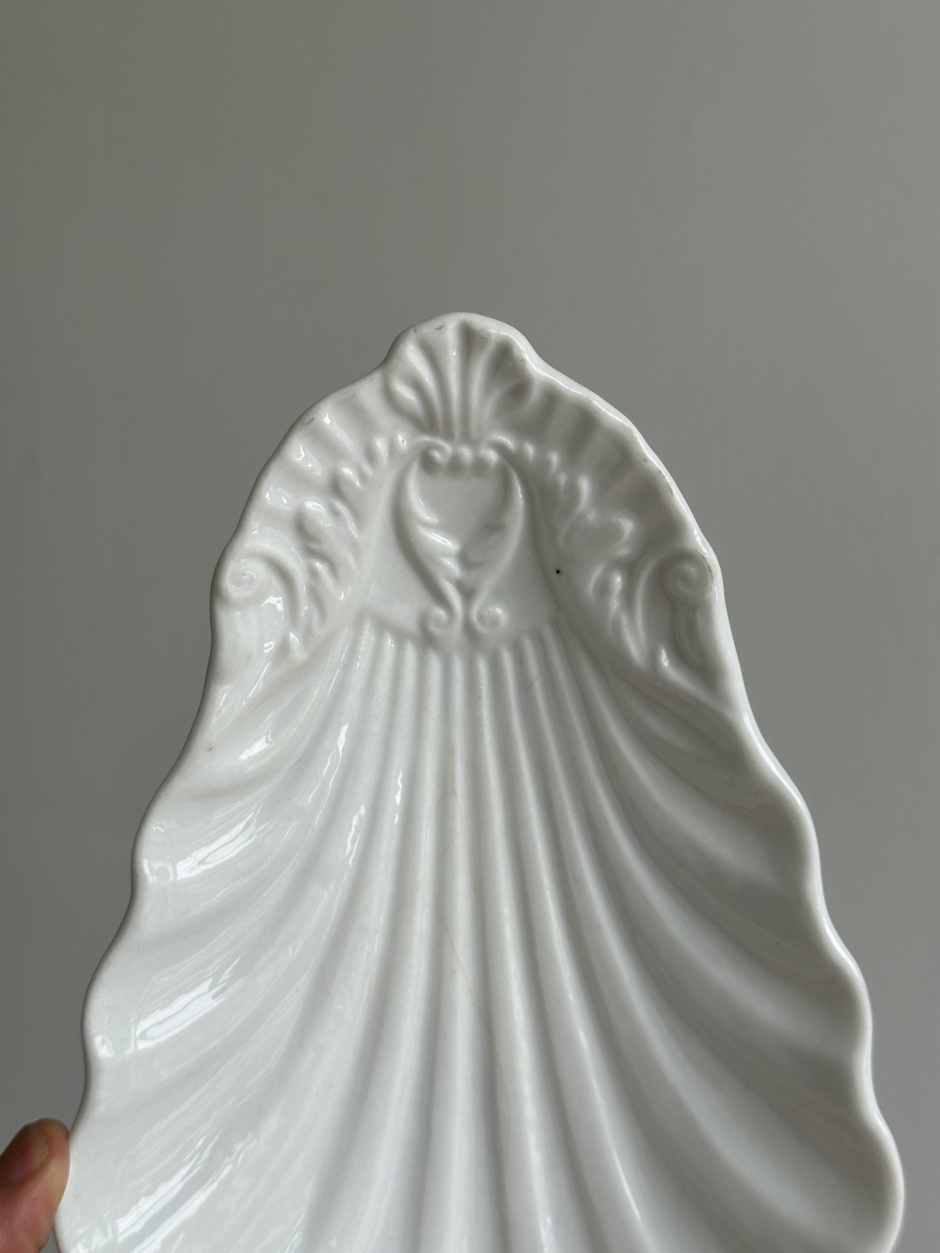 White porcelain bowl