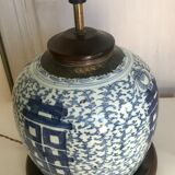 Chinese porcelain lamp