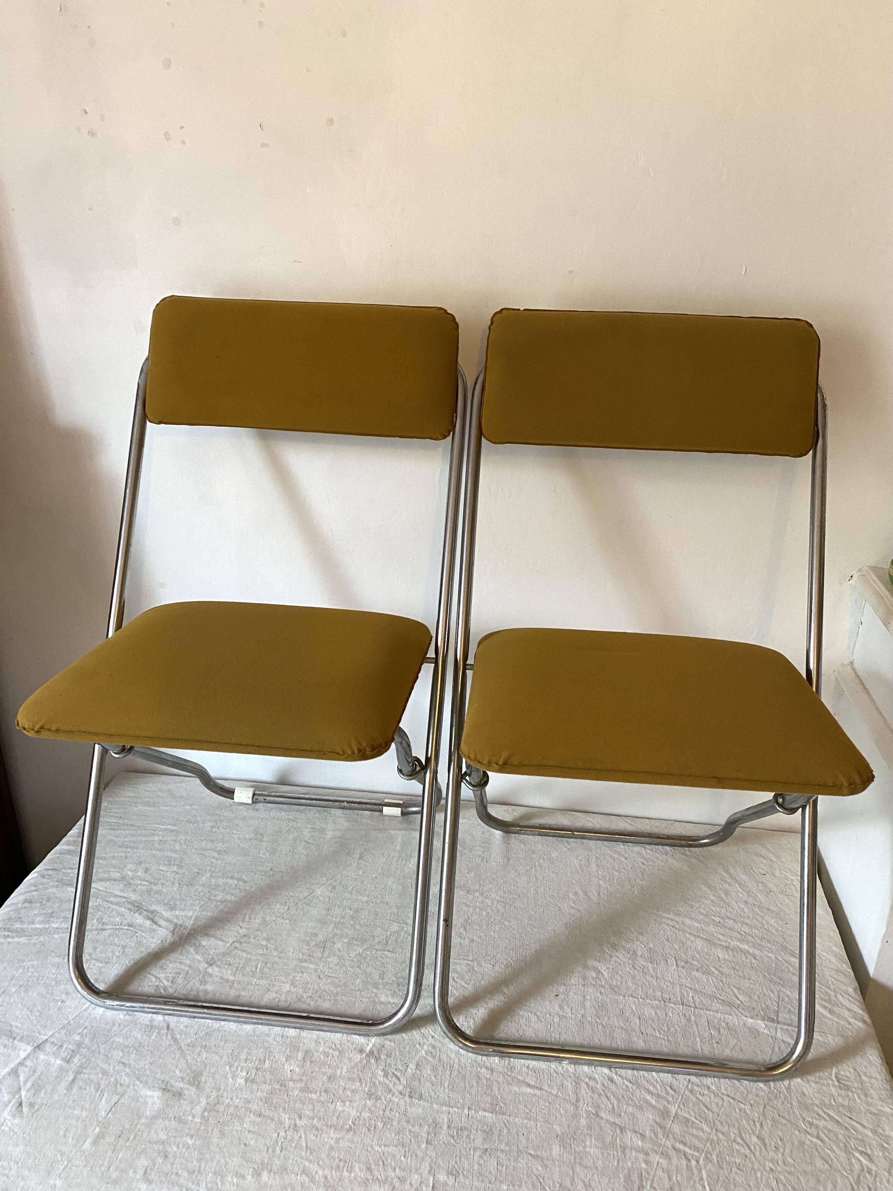 Framar vintage folding chairs; 70s