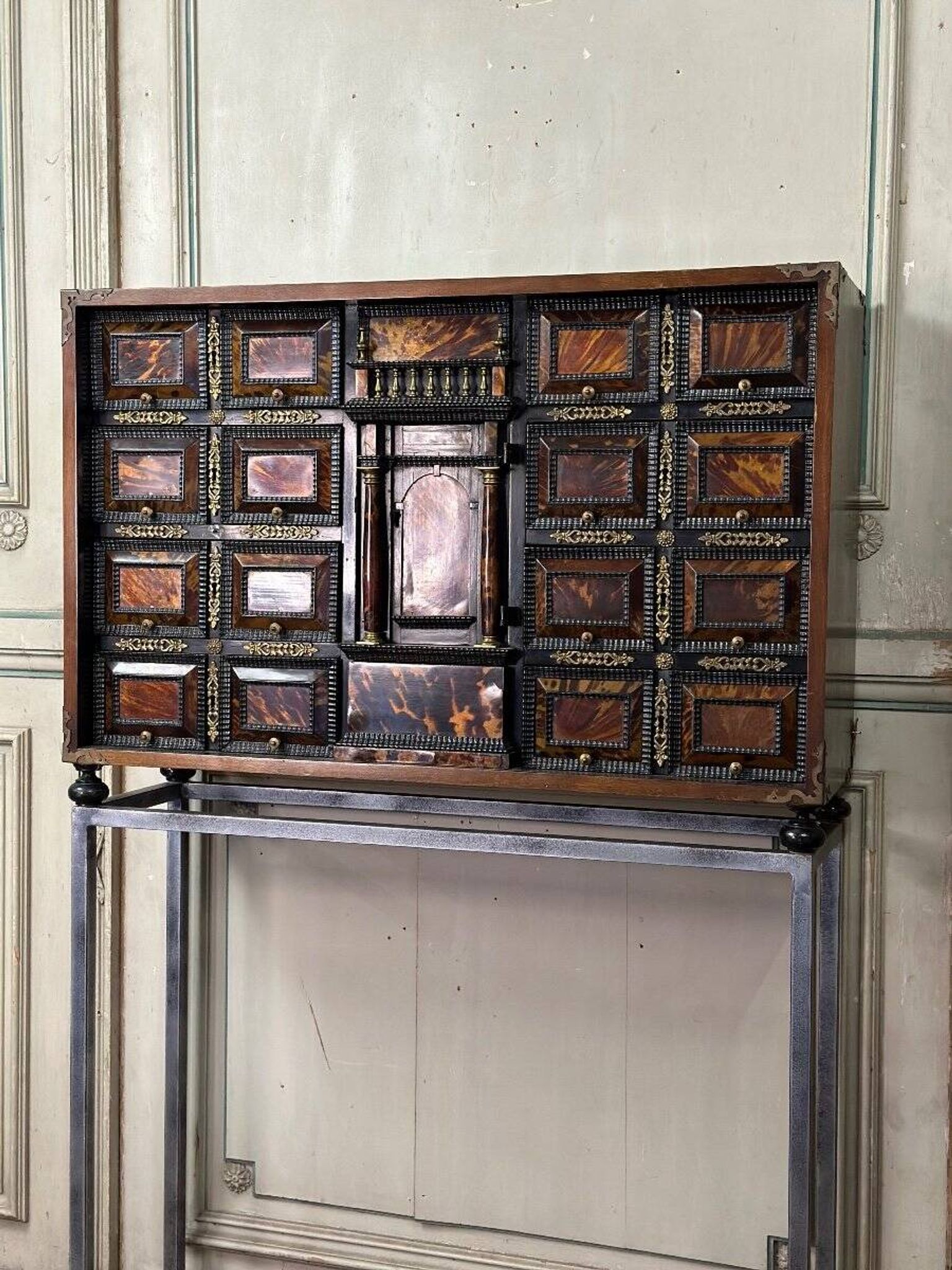 Cabinet in blackened wood and blond tortoiseshell, Italy, late 17th century