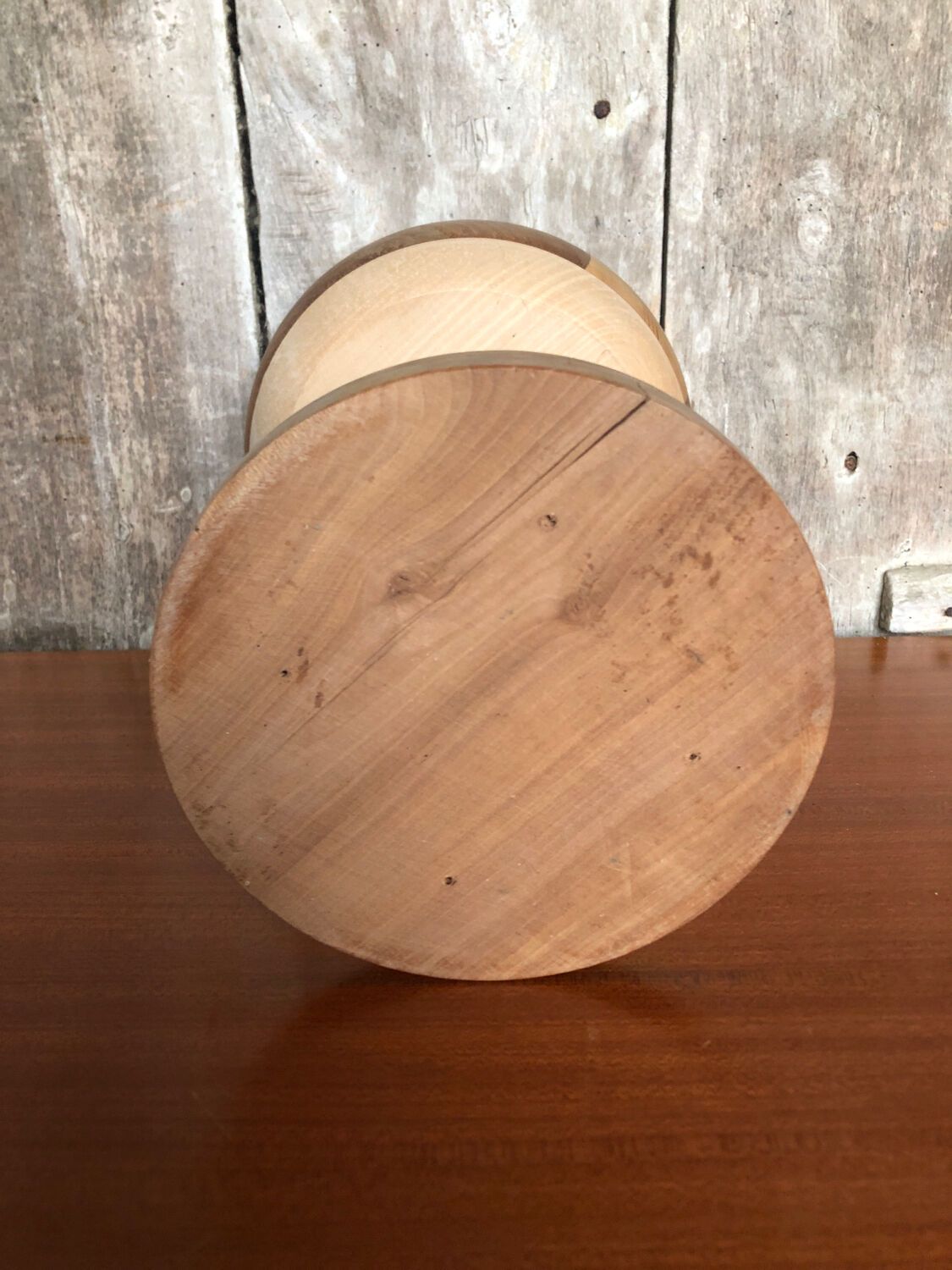 Old turned wood cutting