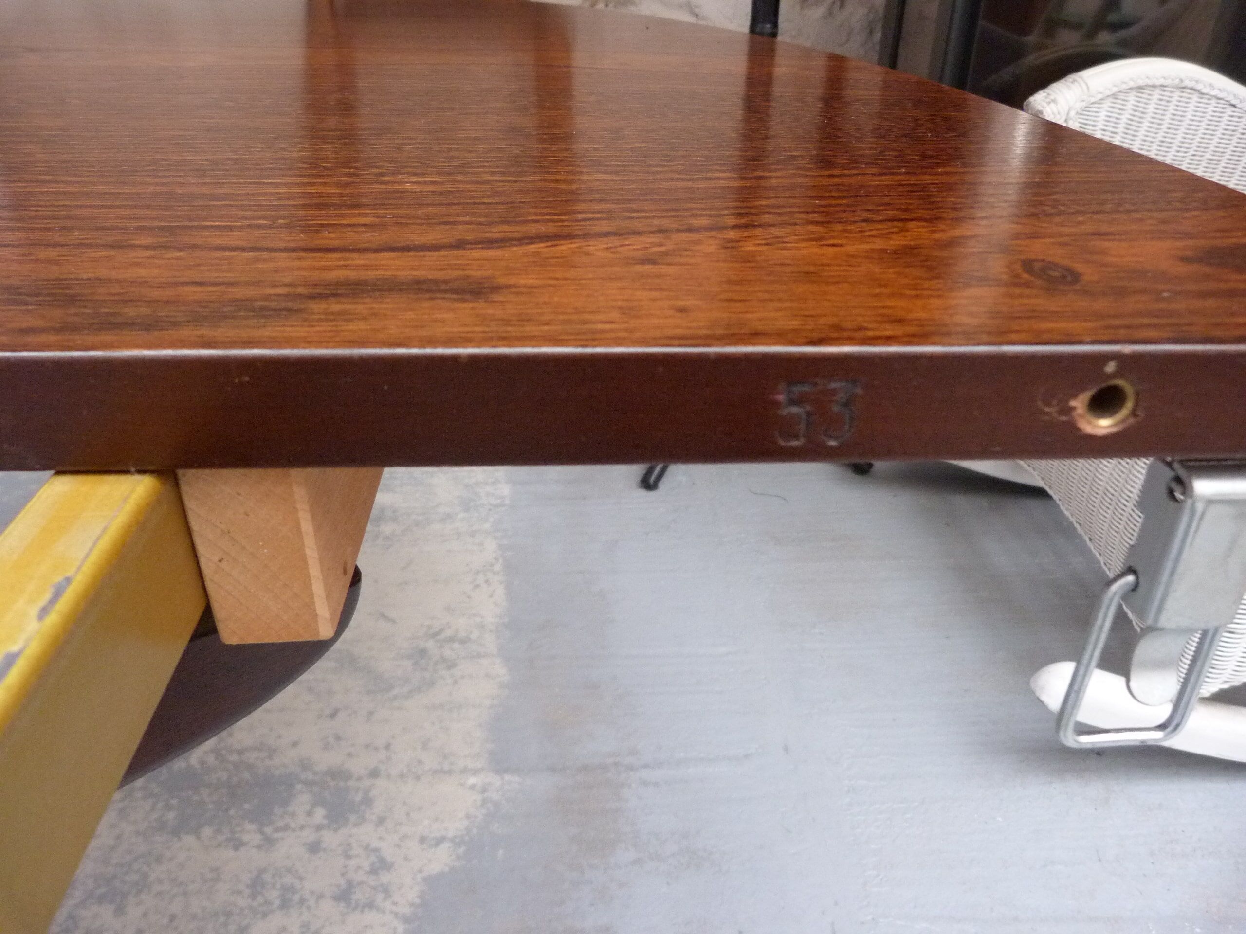 Baumann Oval Table
