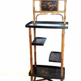 Etagère Perret et Vibert en bambou et laque japonisante