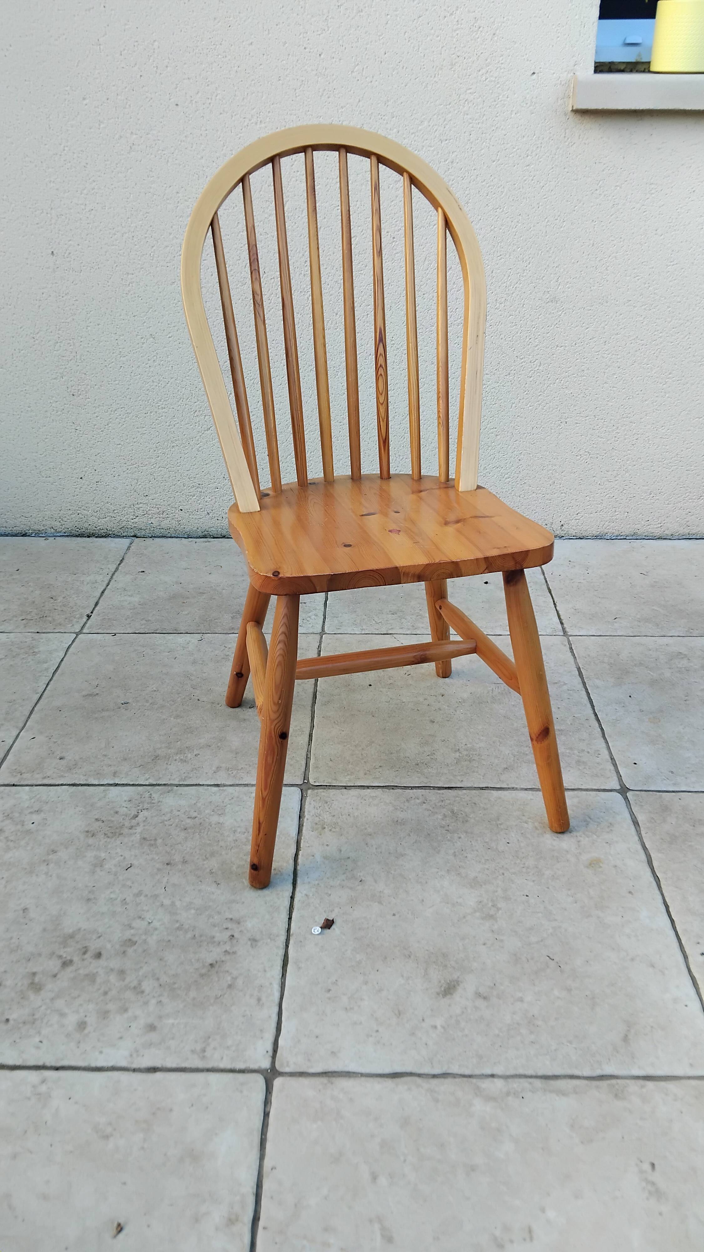 Vintage Windsor style chair