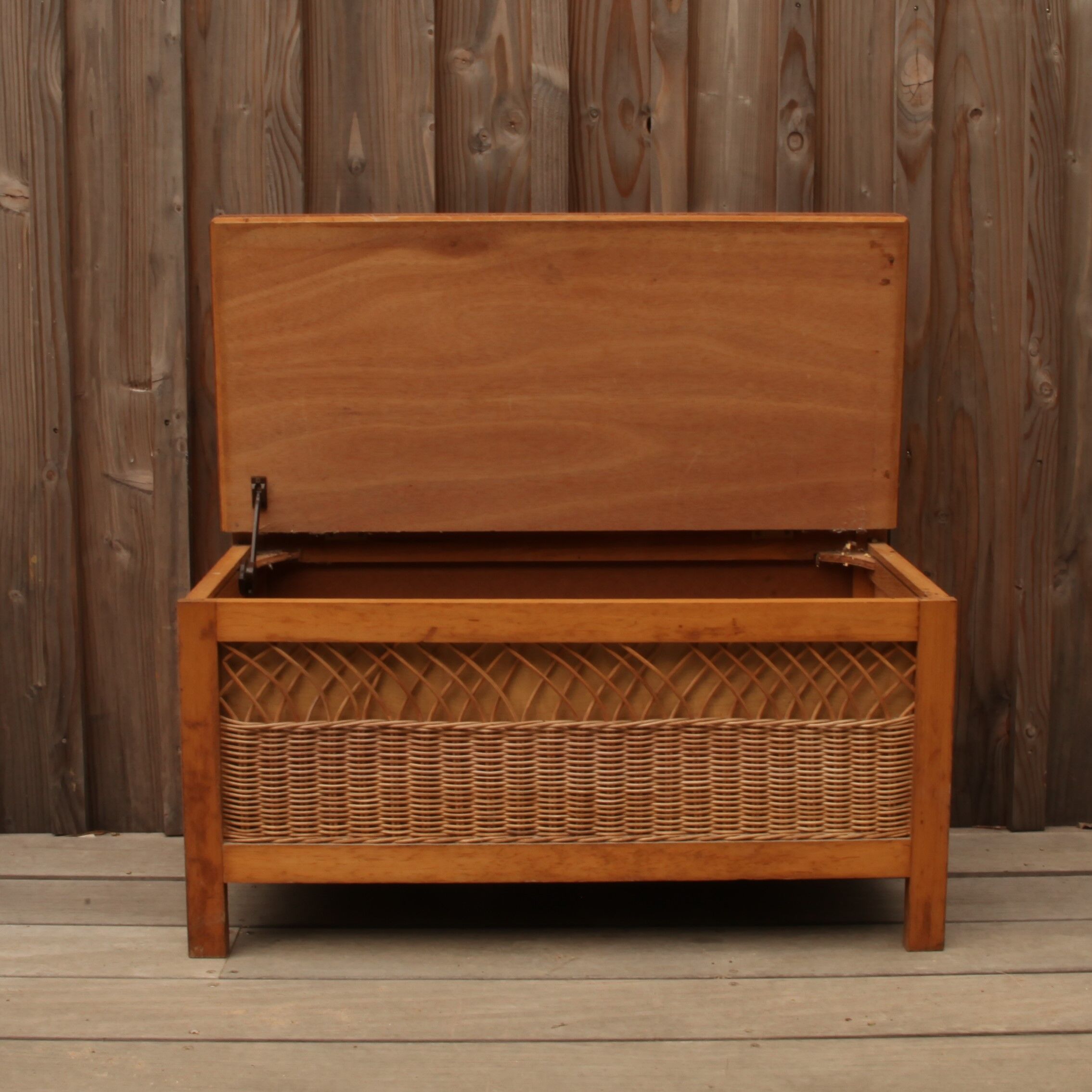 Rattan and wood bench chest