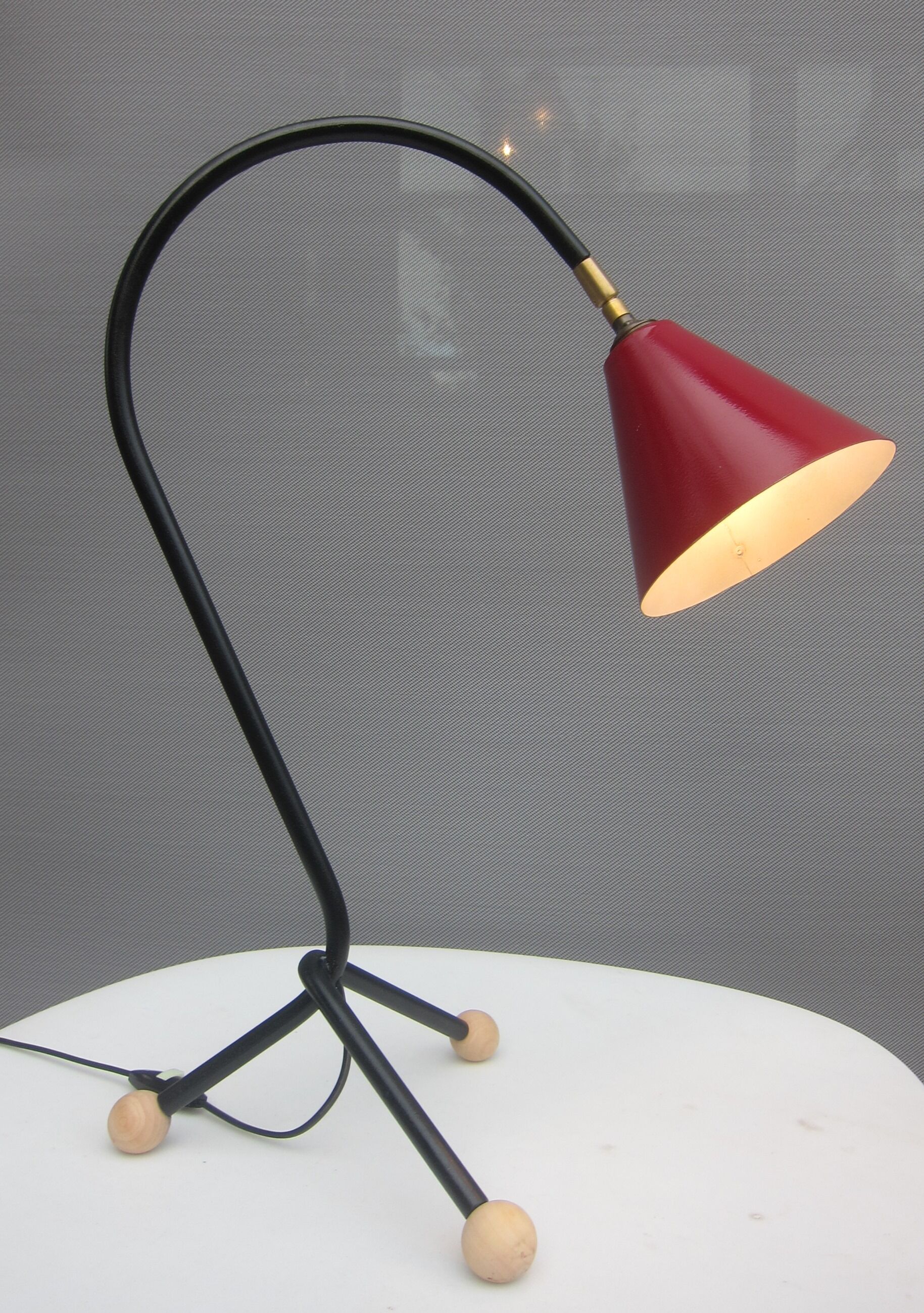 Tripod bedside lamp red Sputnik