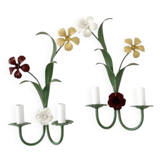 Pair of Thunbergia wall lights in painted metal, two light arms