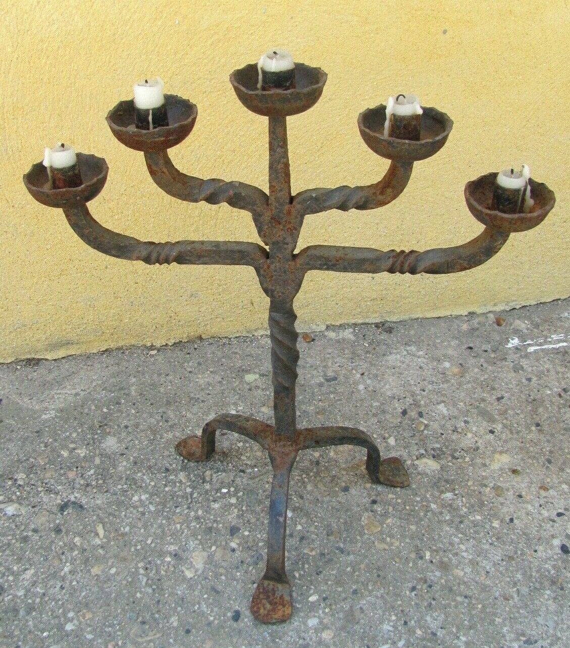 Wrought iron candlestick of castle - 5 branches aligned