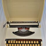 Brother Deluxe 900 typewriter - vintage 60 (new ribbon)