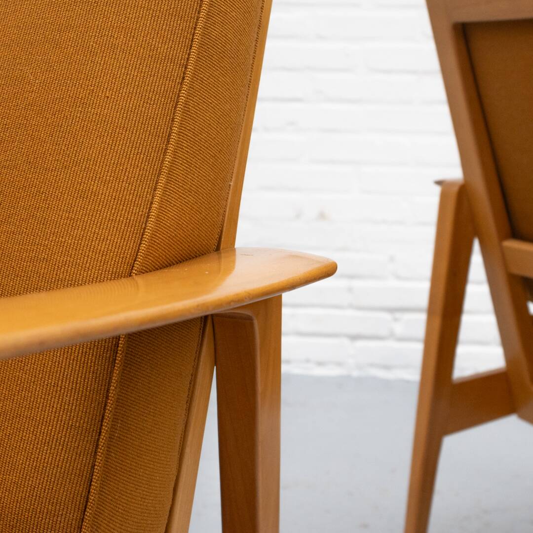 Fauteuil Walter Knoll Antimott du milieu du siècle