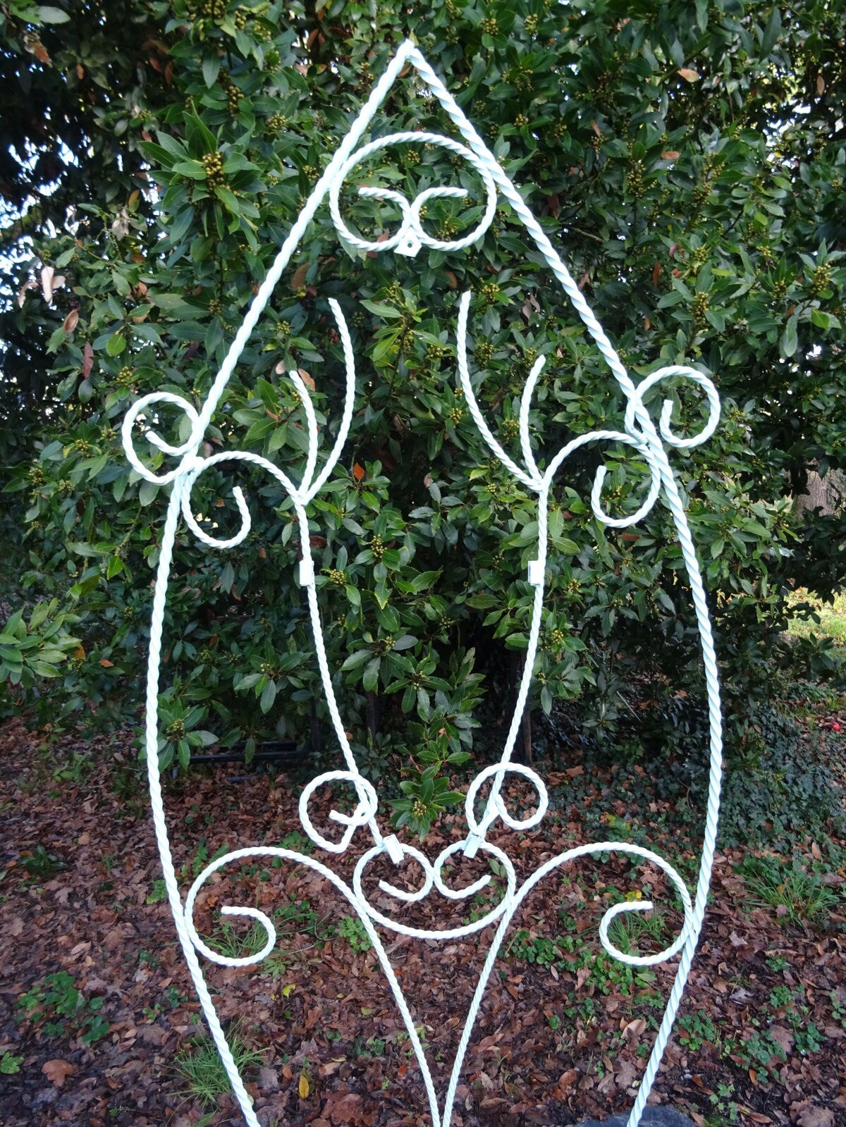 Forged iron wall wardrobe