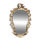 Miroir ancien en bois de style rococo. Noyer massif.