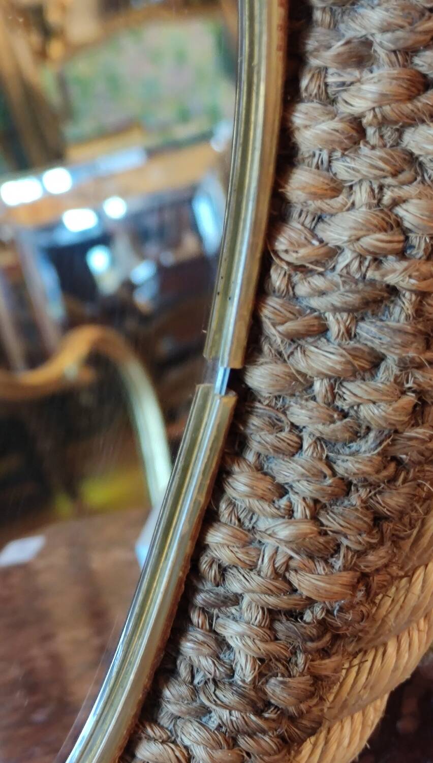 Mirror Shaped hemp rope horse necklace