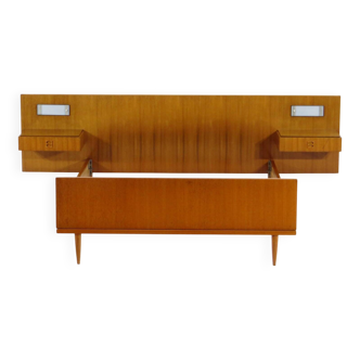 Vintage mid century double bed in teak + floating nightstands & lighting