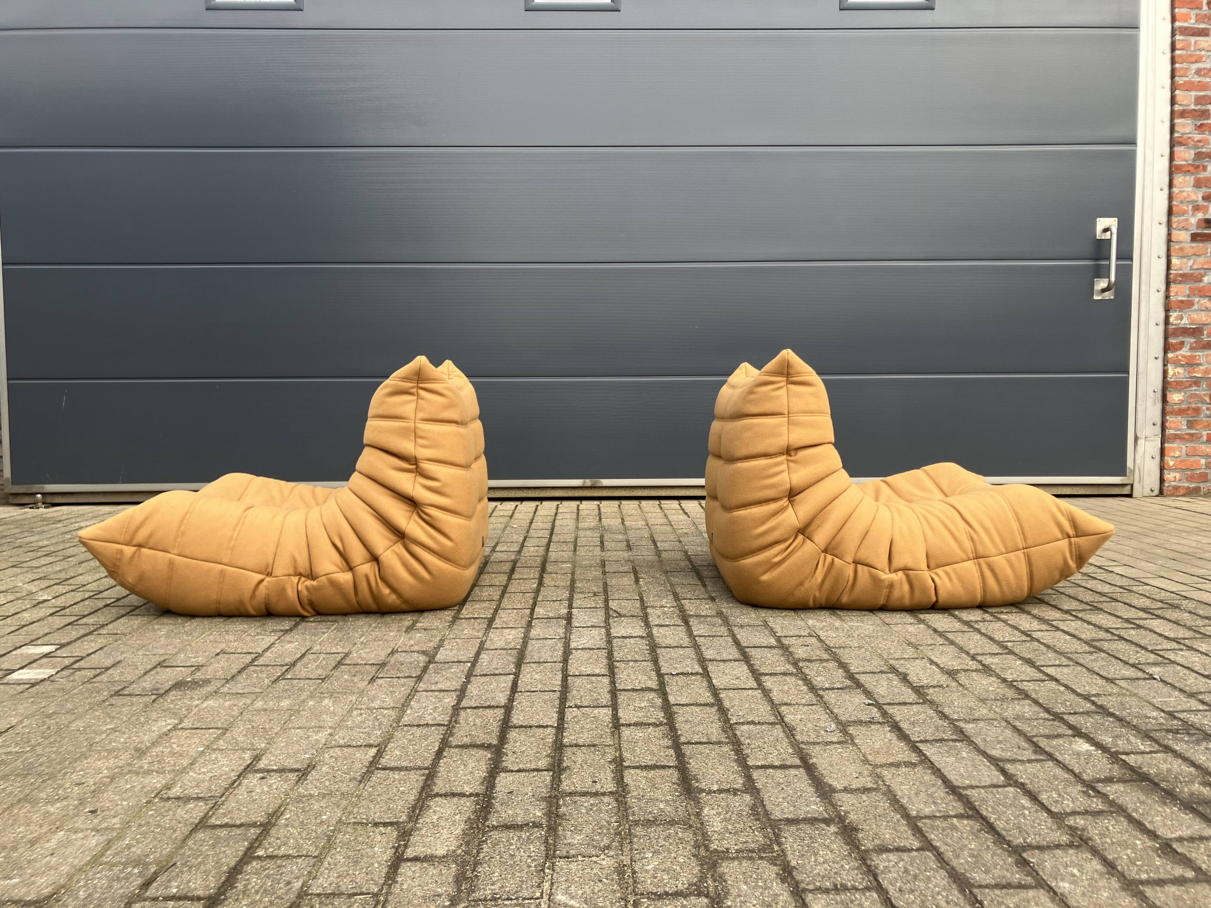 2x 100% authentic Ligne Roset Togo 1zits in NIEUWSTAAT!!