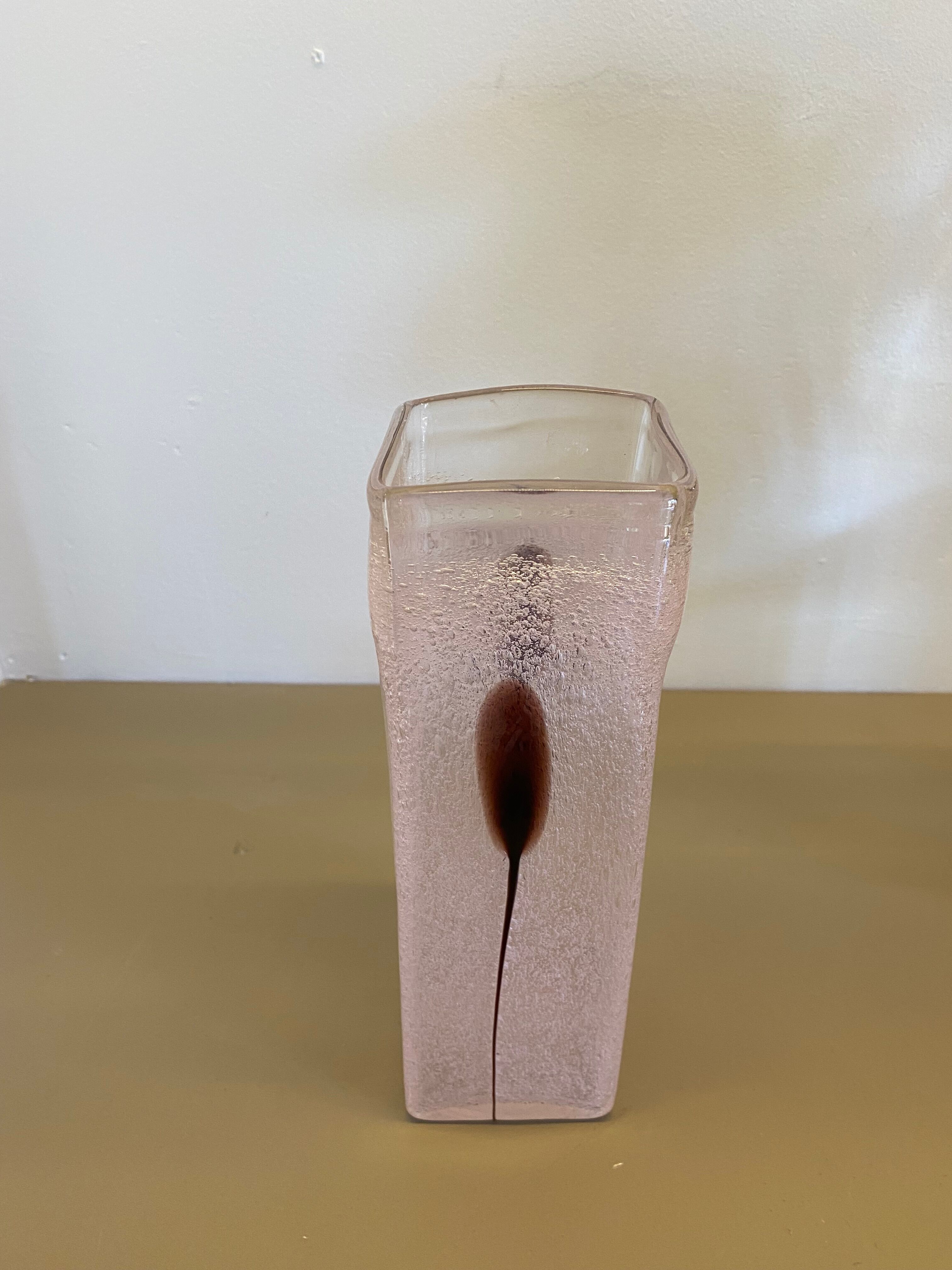 Glassware vase Kosta Boda