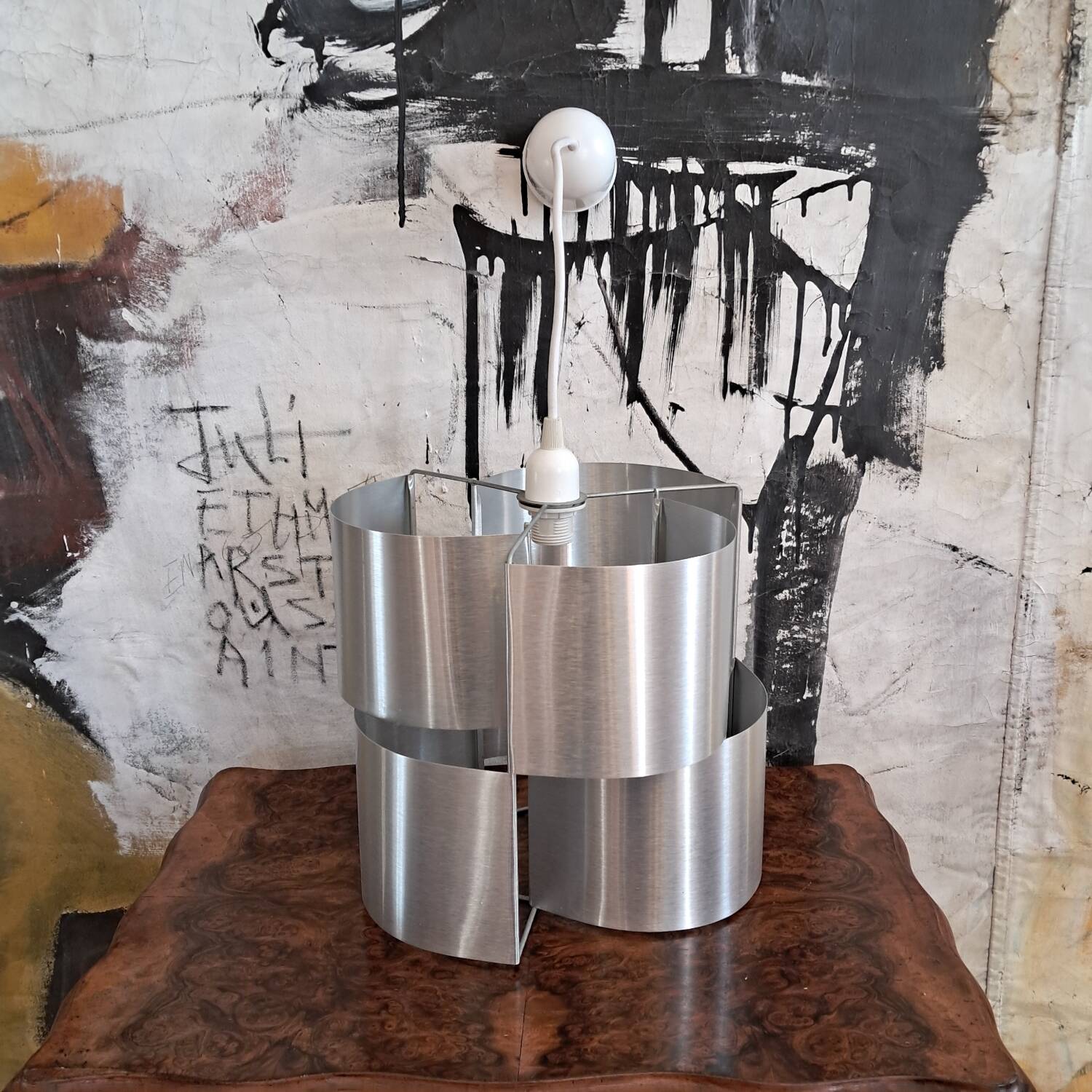 Max Sauze pendant light