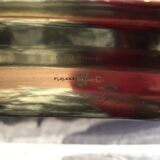 Coffee and the service in silver metal flagship