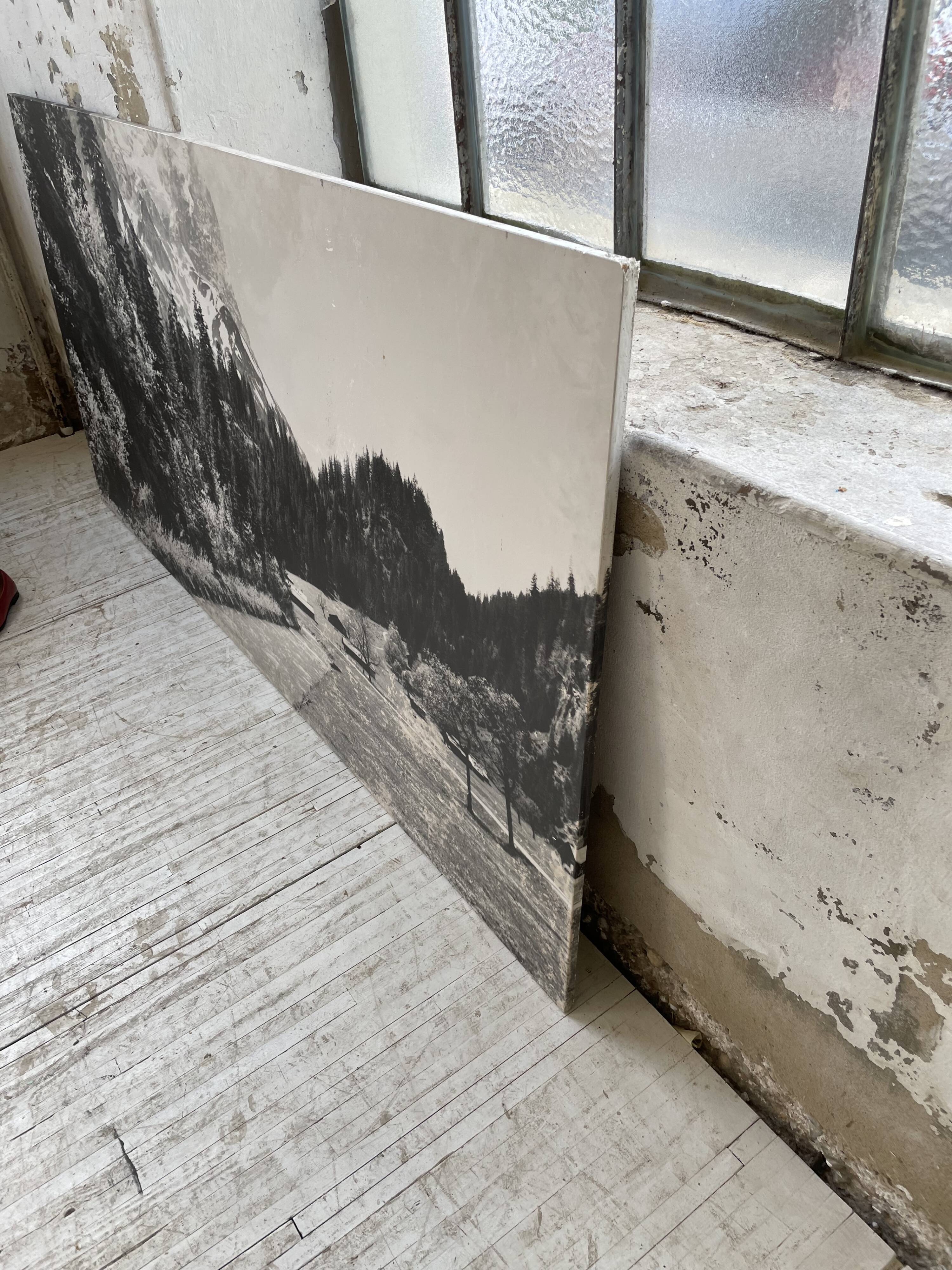 Old XXL black and white mountain photography