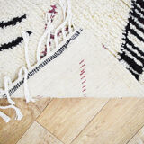 Handmade moroccan berber carpet 271 x 154 cm
