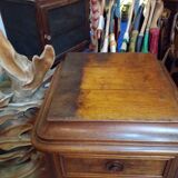 Drawer cabinet