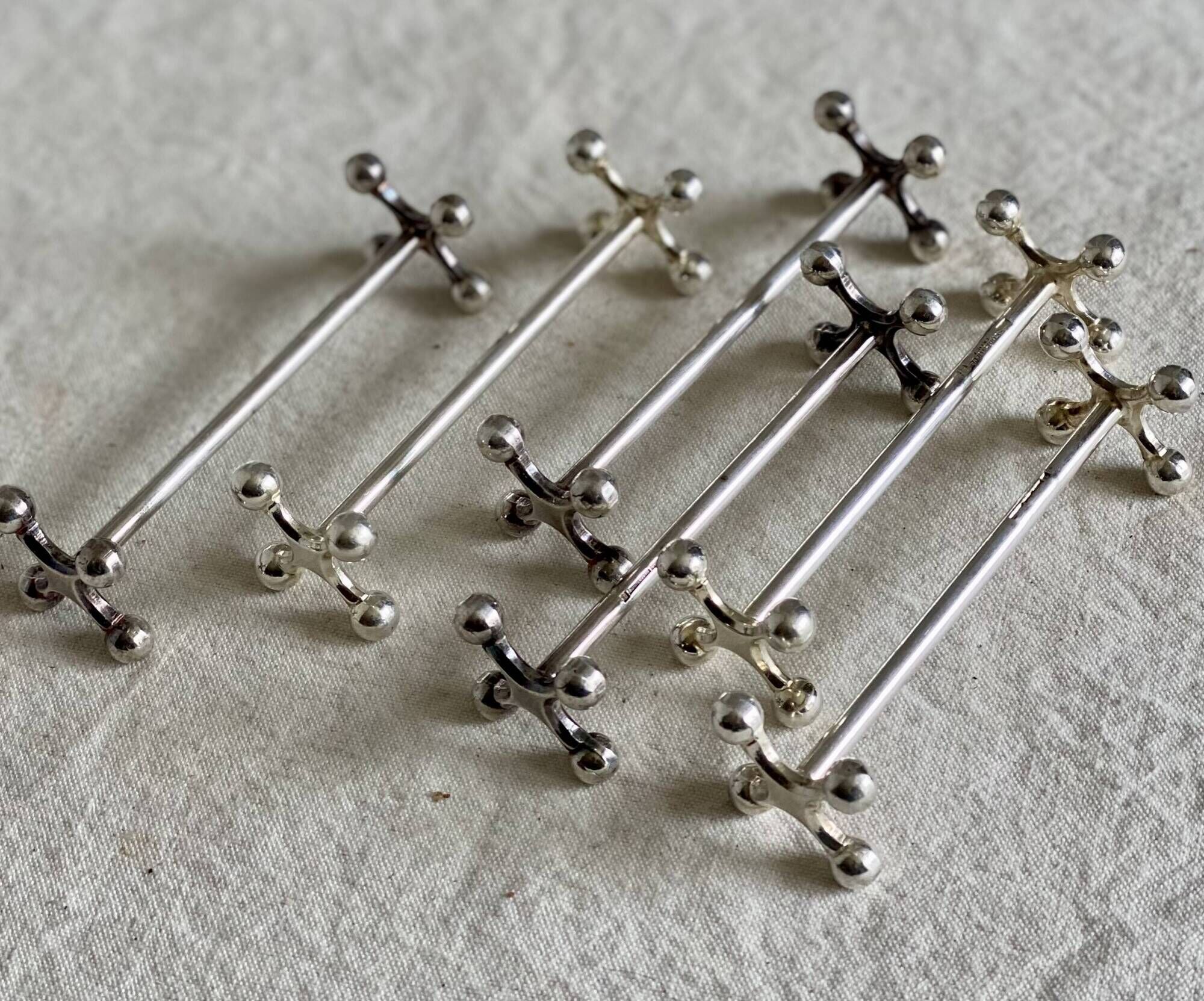 Service de 6 porte-couteaux modernistes christofle métal argenté