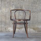 Chair Thonet B9 says Le Corbusier 1902 sitting wood