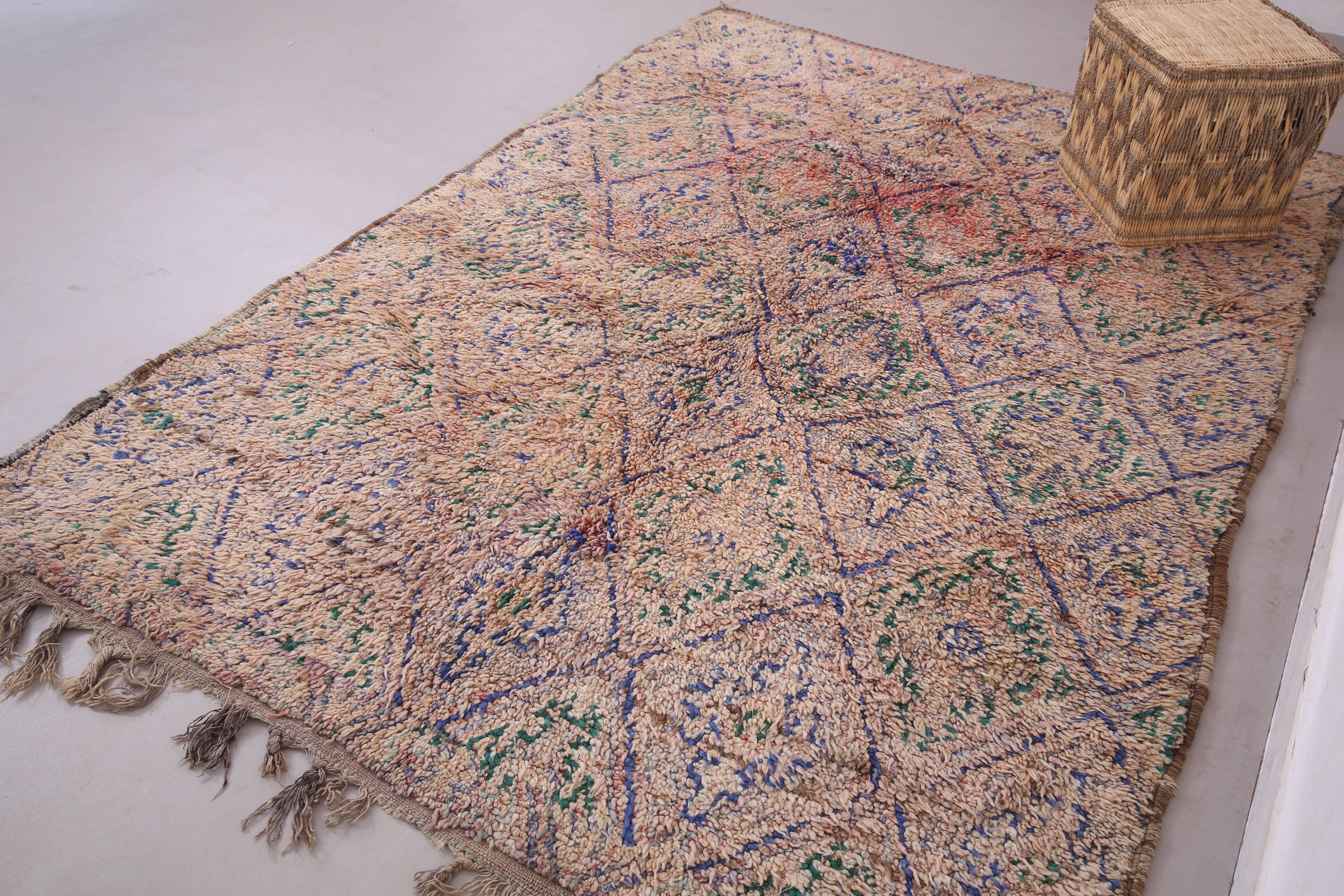 Vintage Moroccan Rug 183 x 257 cm - Berber Wool Rug - Handmade Bohemian Rug