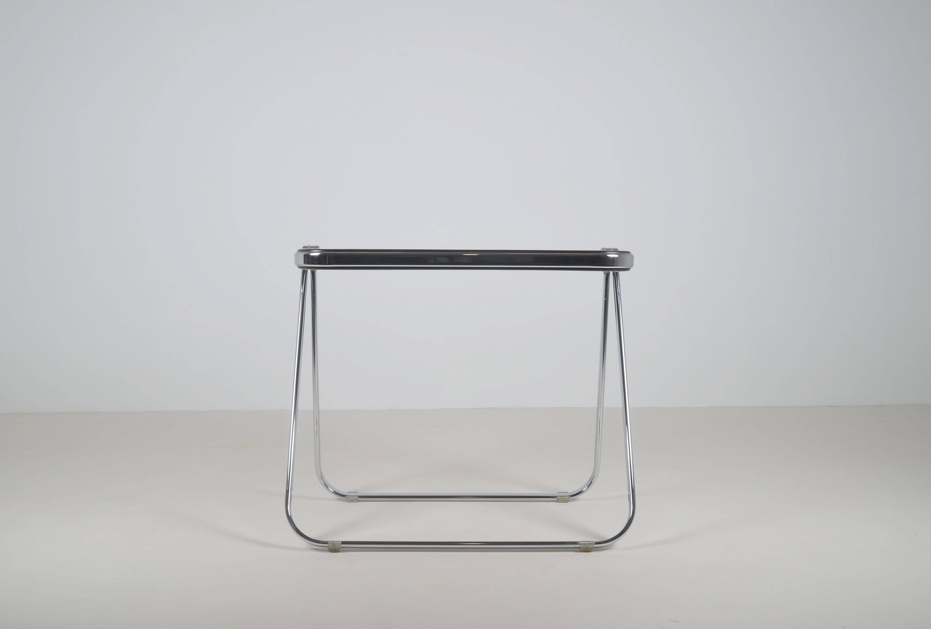 Bureau pliant 'Platone' de Giancarlo Piretti pour Castelli, années 1970.