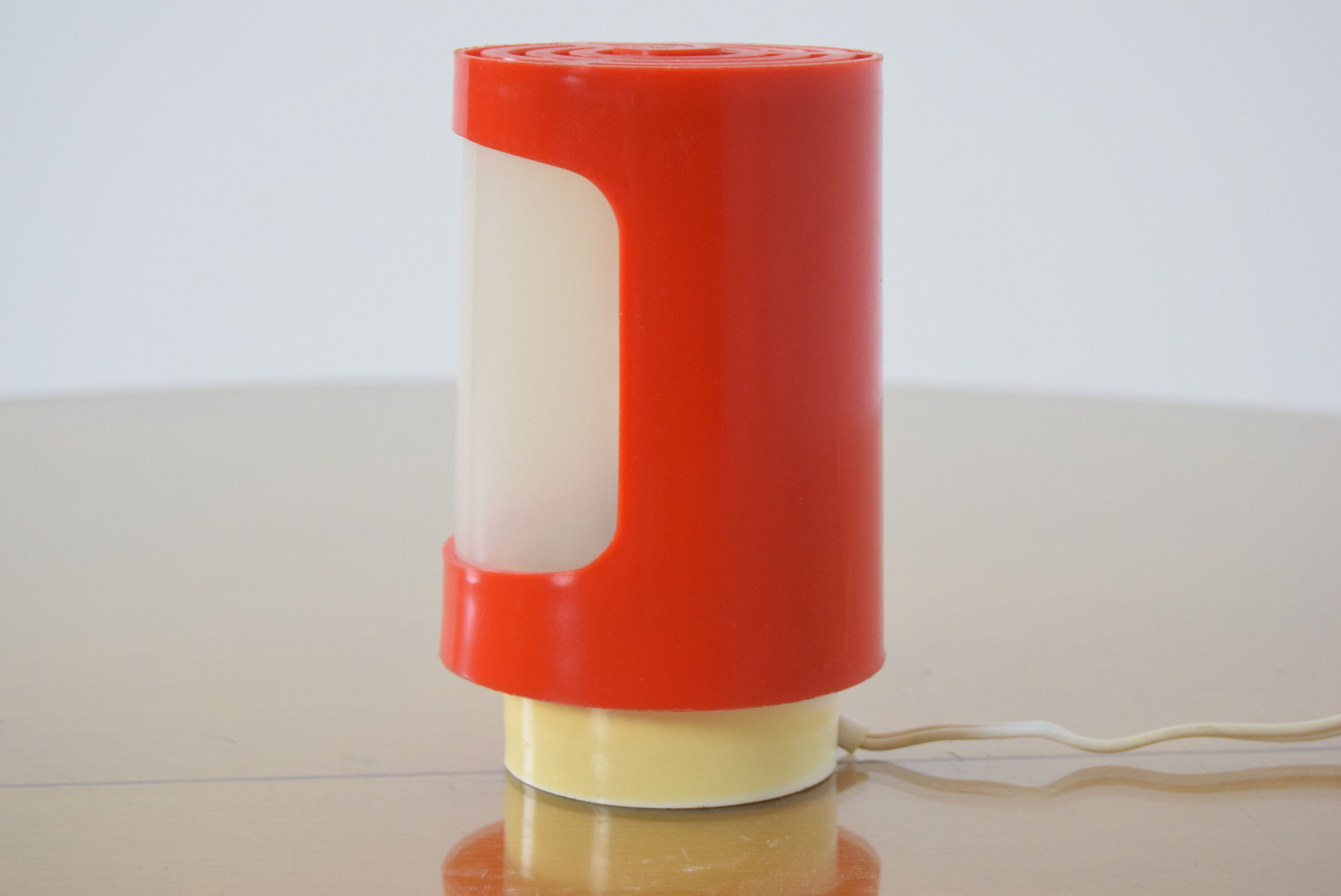 Mid-century Plastic Table Lamp, 1970‘s.