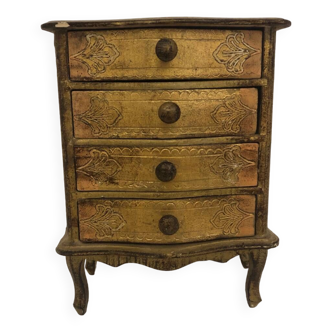 Old jewelry box