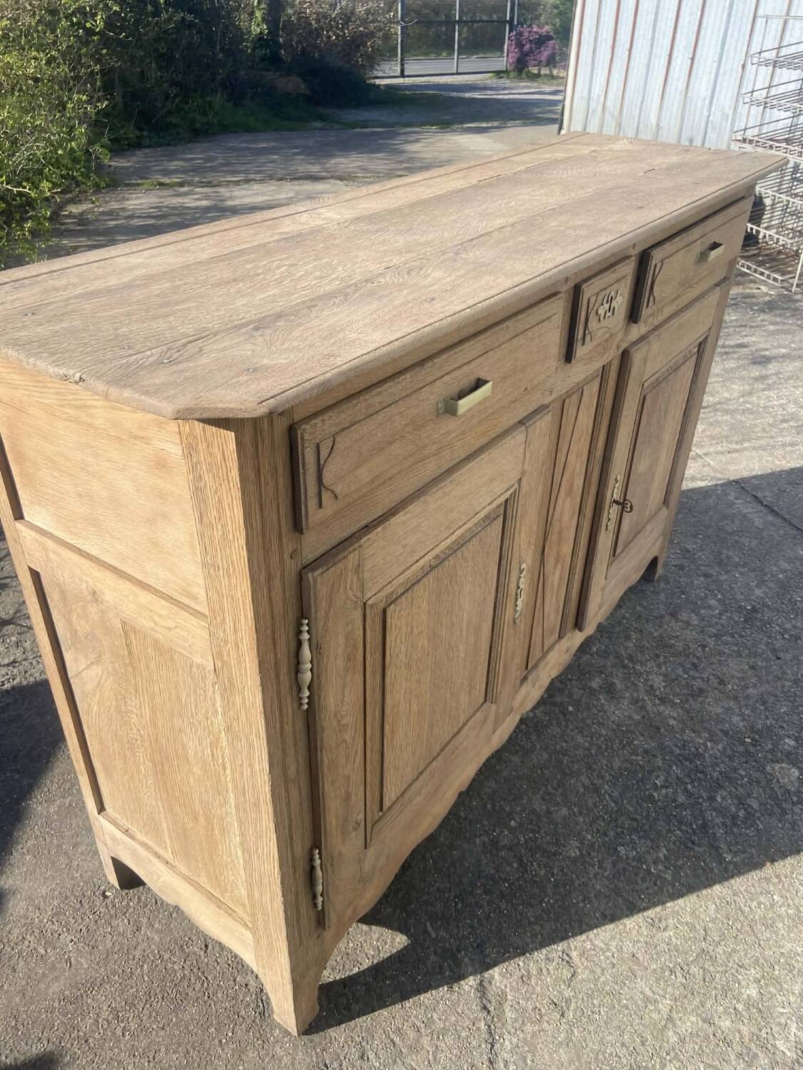 Old buffet (dregs)