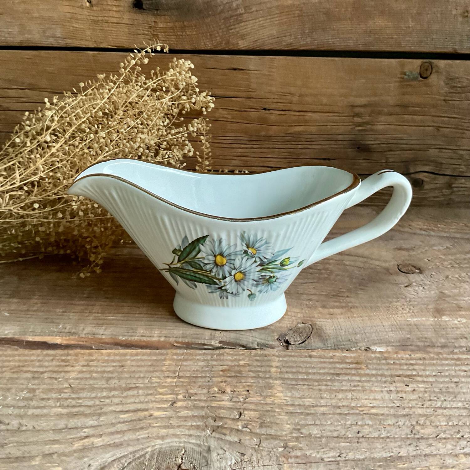 L'Amandinoise Sauceboat