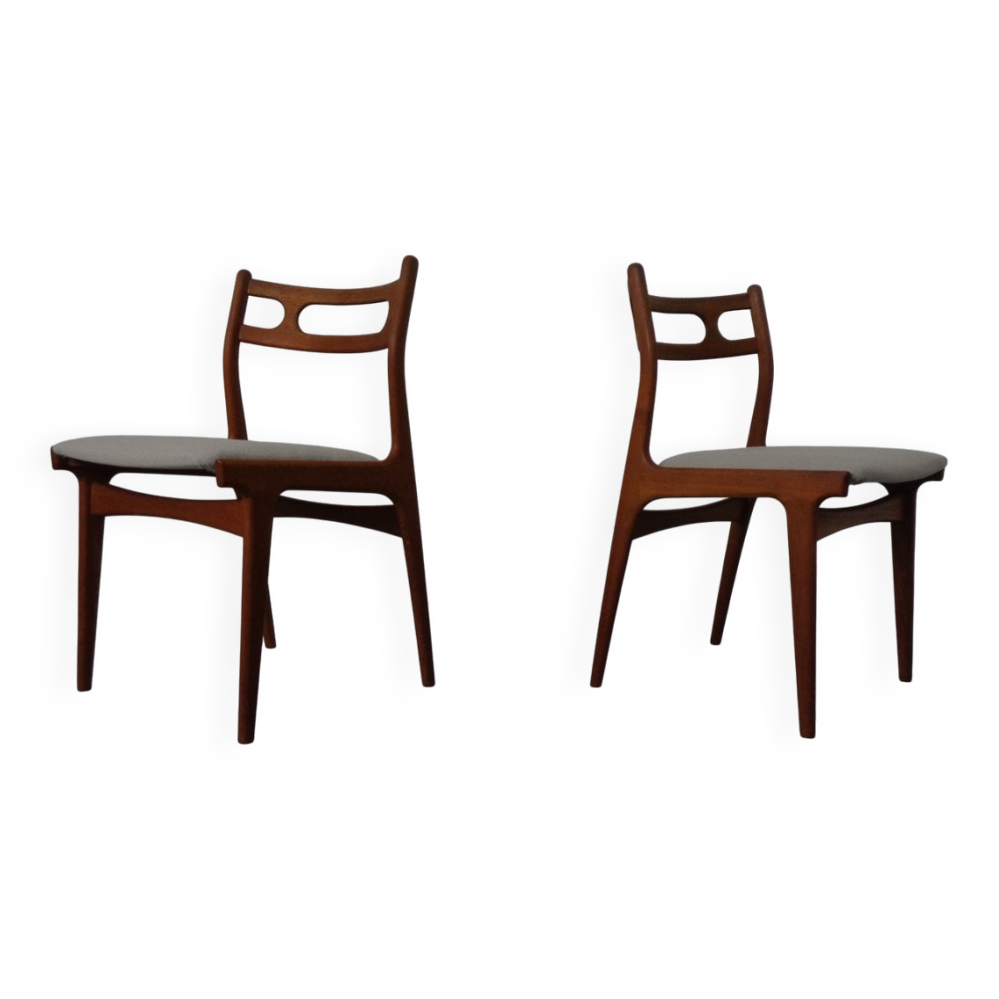 Model 138 Teak & Kvadrat Hallingdal Dining Chairs by Johannes Andersen for Uldum Møbelfabrik, Denmark, 1960s, Set of 2