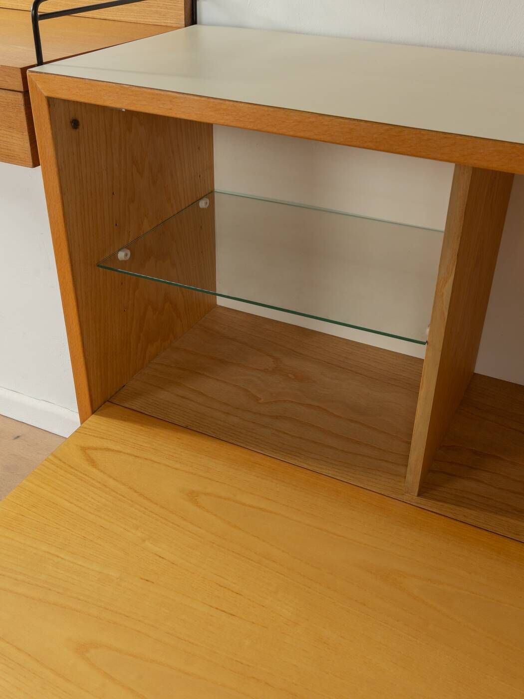 1950s Shelving System | Selency