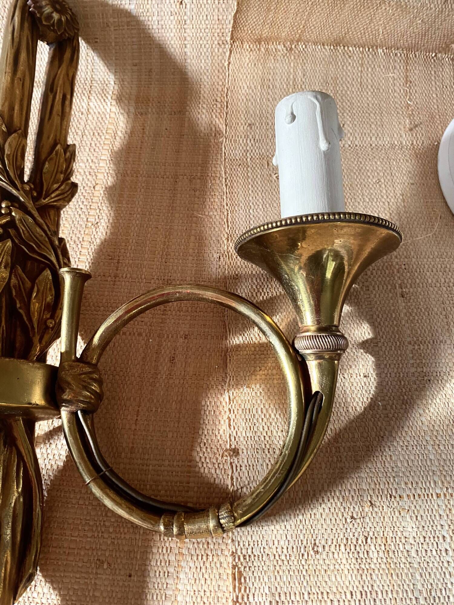 "50s hunting horn wall light, clip-on lampshades"