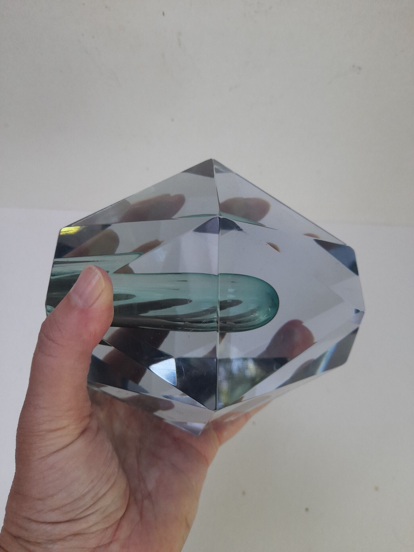 Facet vase Asta Strömberg signed