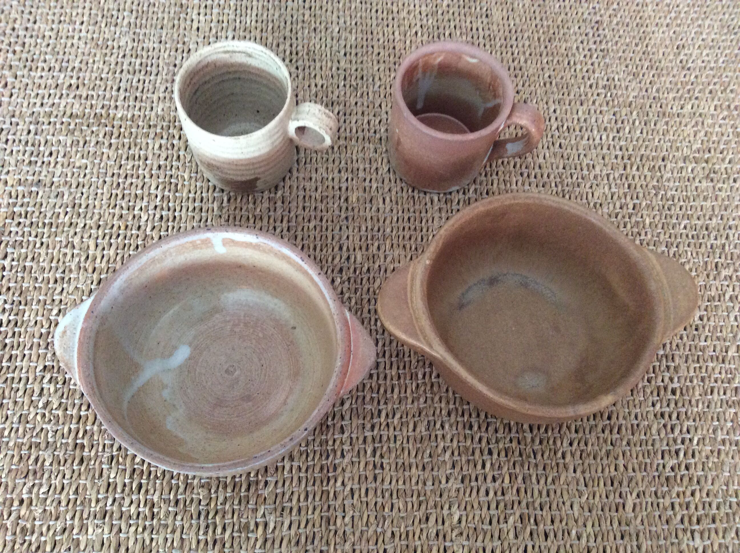 Set de tasses et bols en grès