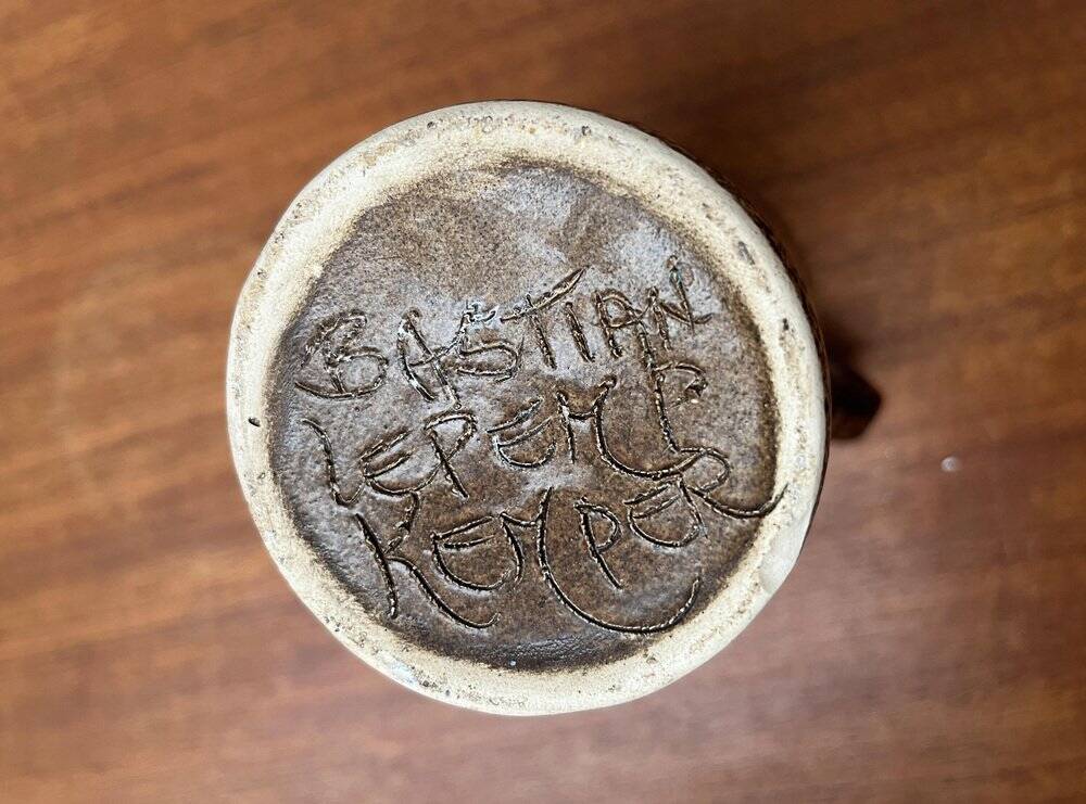 Mid-century ceramic carafe vase by Bastian le Pemp for Kemper / Quimper France, 1960s.