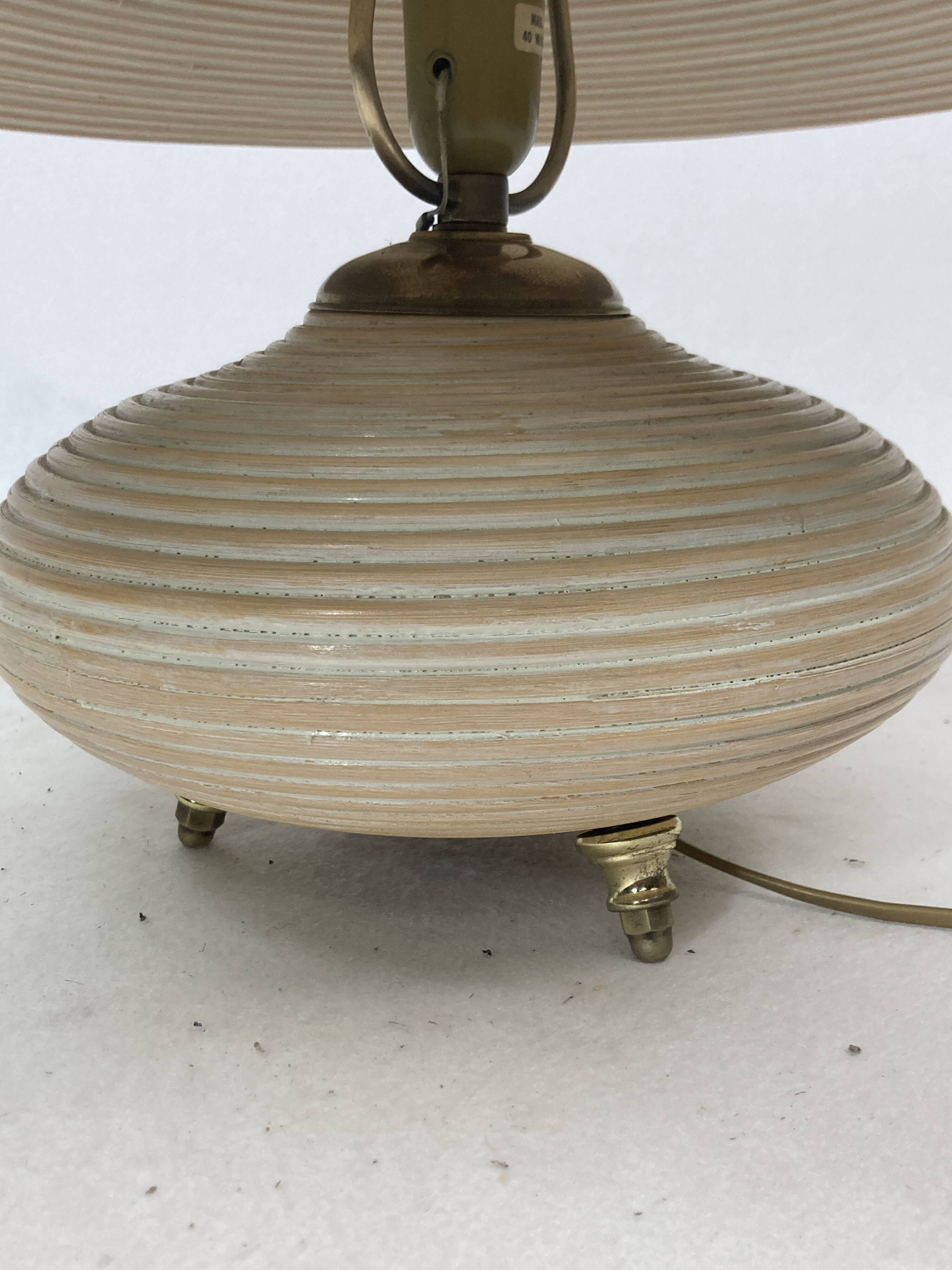 Lampe de table "théière" en rotin et bambou, Italie, années 1970