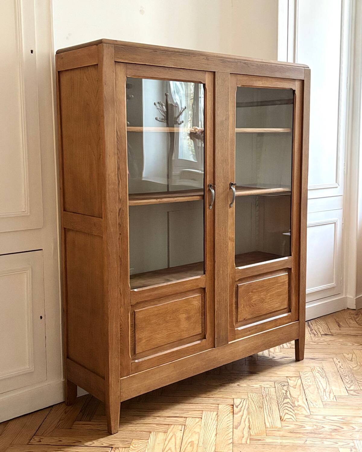 Vintage glass-fronted cabinet (restored)