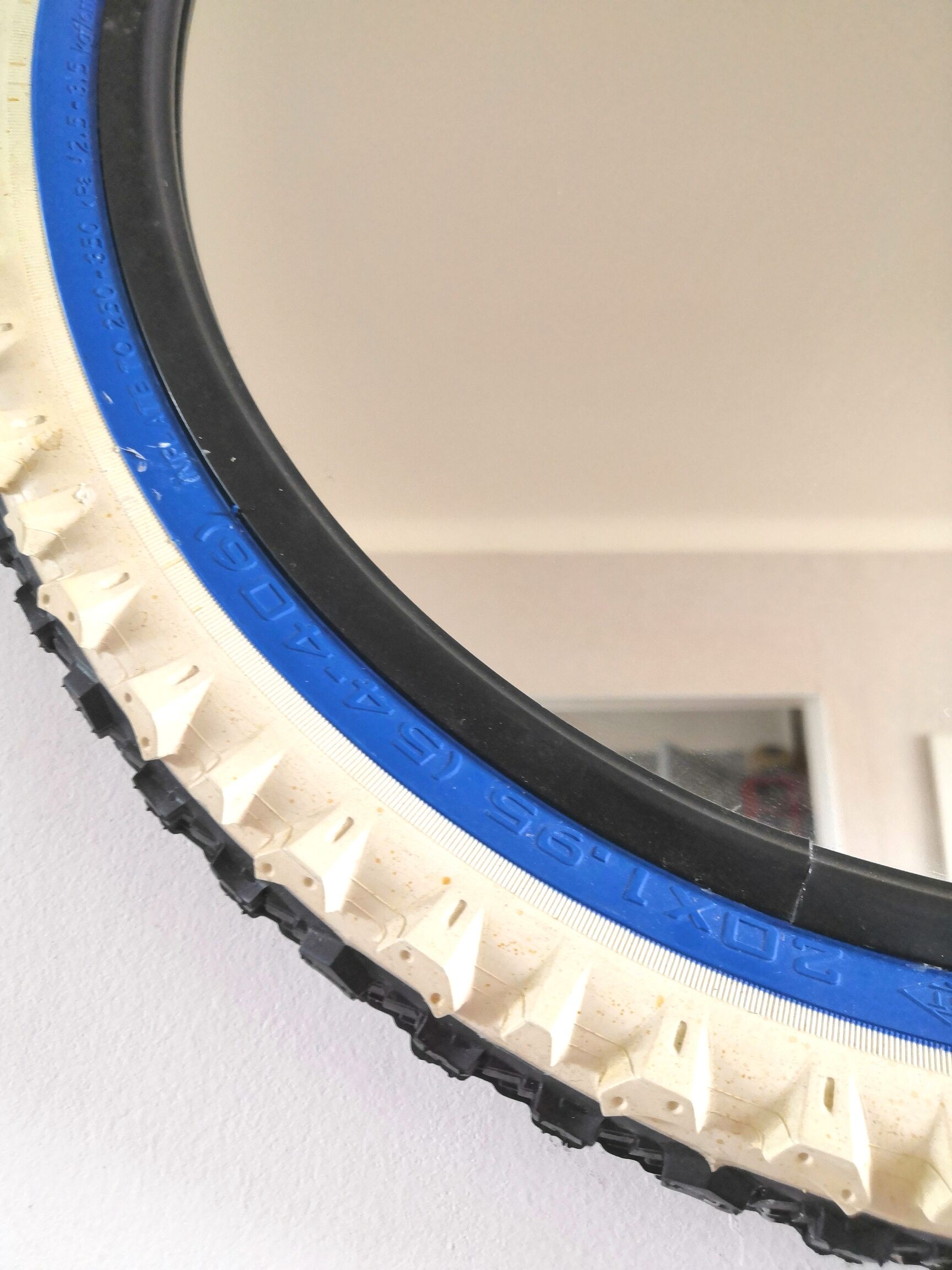 Tire mirror Ikéa Vintage model Volda