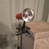 Vintage red clip spot