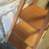 “Jodhpur” pyramid shelves in Rubberwood