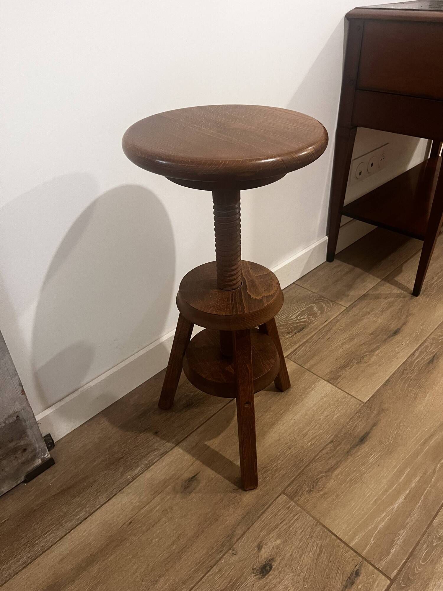 Architect's stool