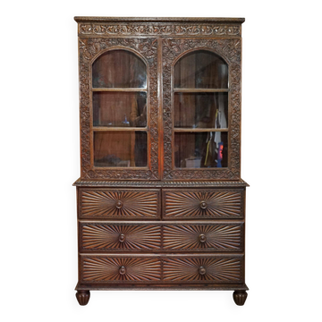 Bibliothèque coloniale anglo-indienne en bois dur XIXe siècle sur commode