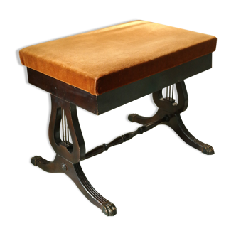 Tabouret coffre pieds lyre pattes de lion style anglais